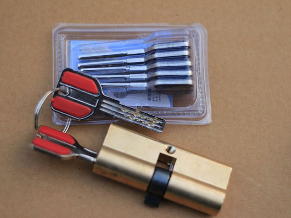 进贤24小时上门开锁公司